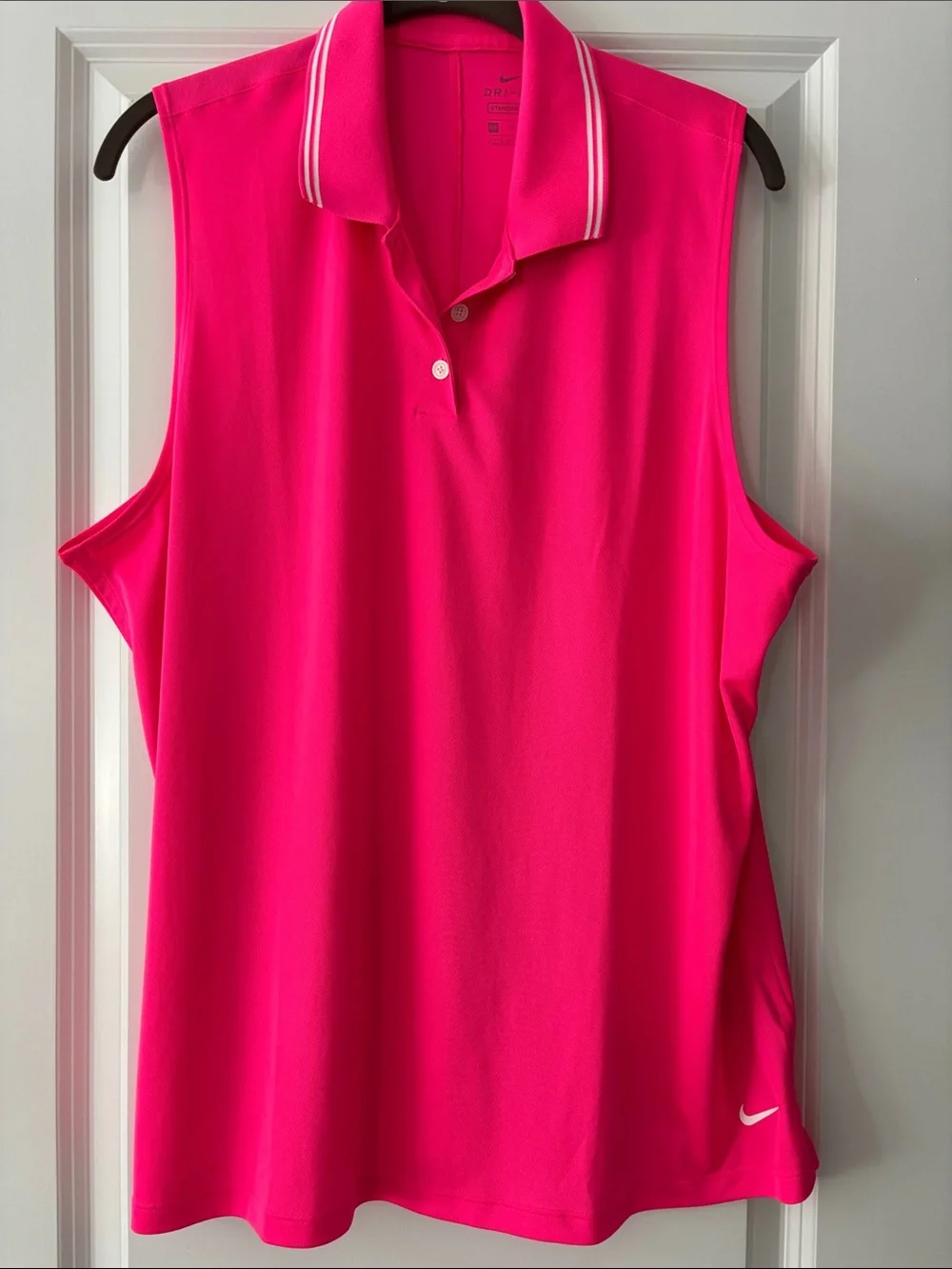 Nike Women’s Sleeveless Dri-Fit Golf  Tank in Bright Hot Pink with White Trim